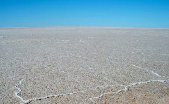 Australien: Segelboote auf dem Lake Eyre